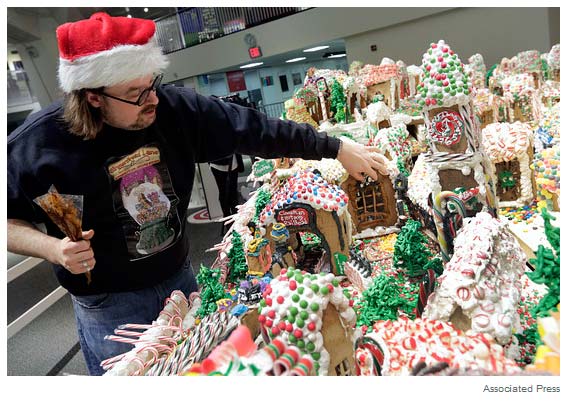 В Нью-Йорке кондитер с 20-летним опытом приготовил деревушку из имбирных пряников Любовь к приготовлению и украшению имбирных пряников принесла известность американскому повару